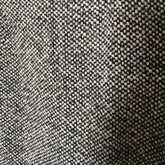 Zara Women Black and Gray High Waist Skirt - Picture 2 of 3