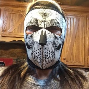 Meet your Posher, Pamela