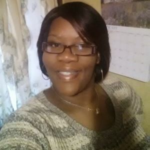 Meet your Posher, Shawnakia