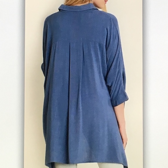 🐬Blue 3/4🐬sleeve button dolphin blouse - Picture 3 of 3