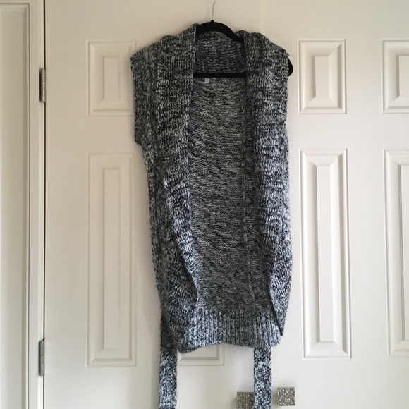 Long Cozy Vest with Belt