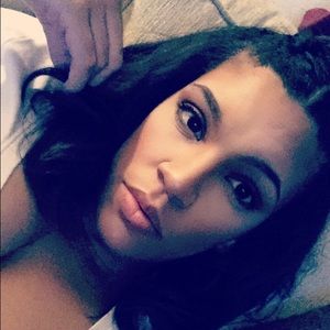Meet your Posher, Tiona