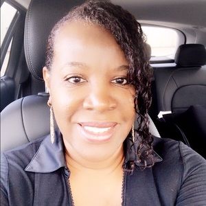 Meet your Posher, Beverly