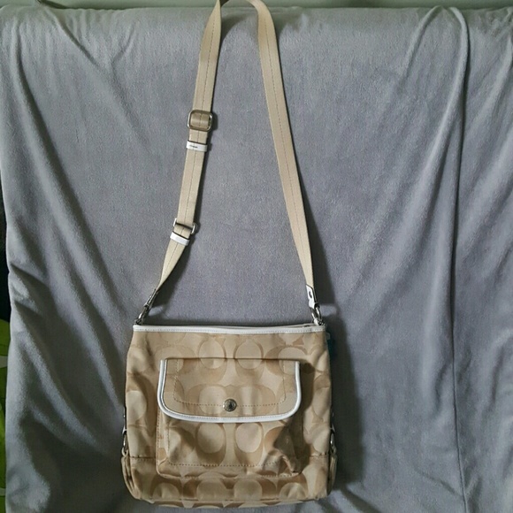 Coach Signature Purse - Picture 2 of 4