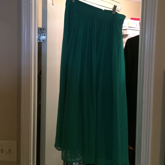 High waisted midi skirt