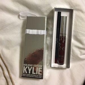 Vixen Kylie lip kit (limited holiday edition)