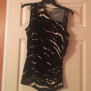 Leather buckle shoulder accent tank