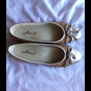 Annie flats, seen also in magazine (Elle, 2014?)