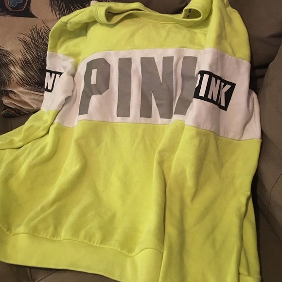 Vs pink sweatshirt