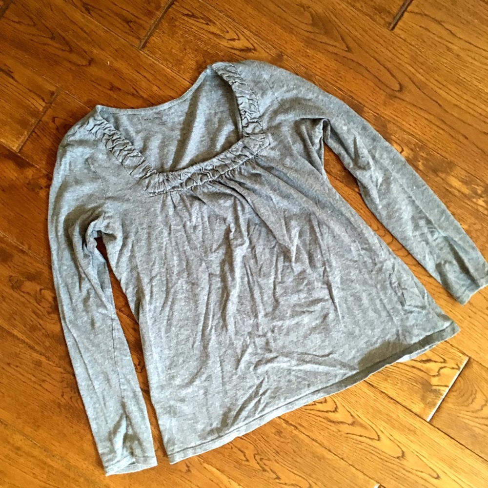 NY & Co Long Sleeve Gray Knit Top
