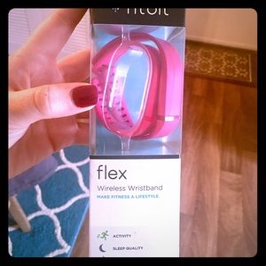 🎀 SOLD 🎀Gently used Fitbit Flex 💪🏻