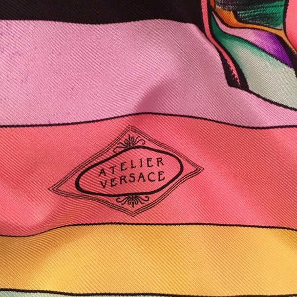 Vintage Versace - Picture 2 of 4