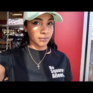 Meet your Posher, Danielle