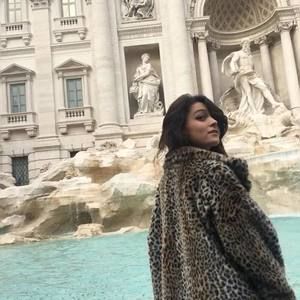 Meet your Posher, Nicolla