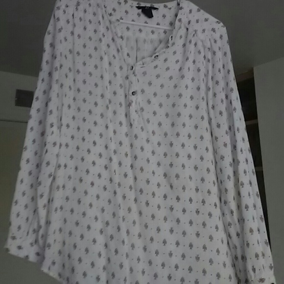 Long sleeve shirt