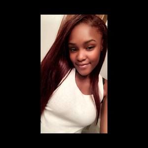 Meet your Posher, Kiara