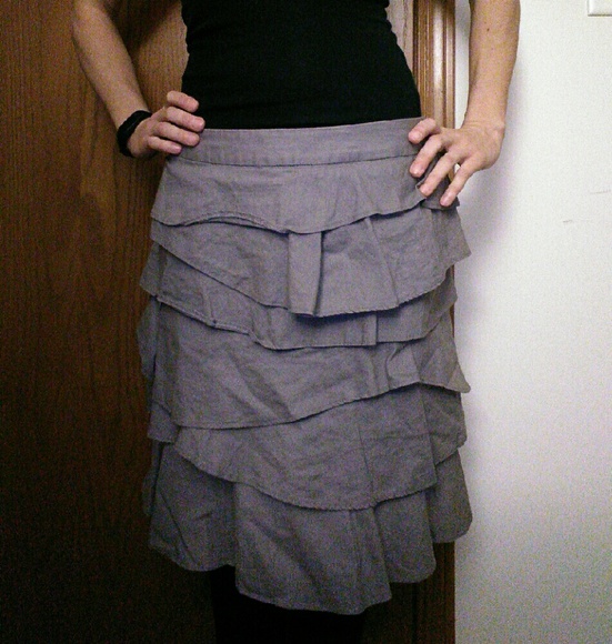 Price drop! Layered linen gray skirt