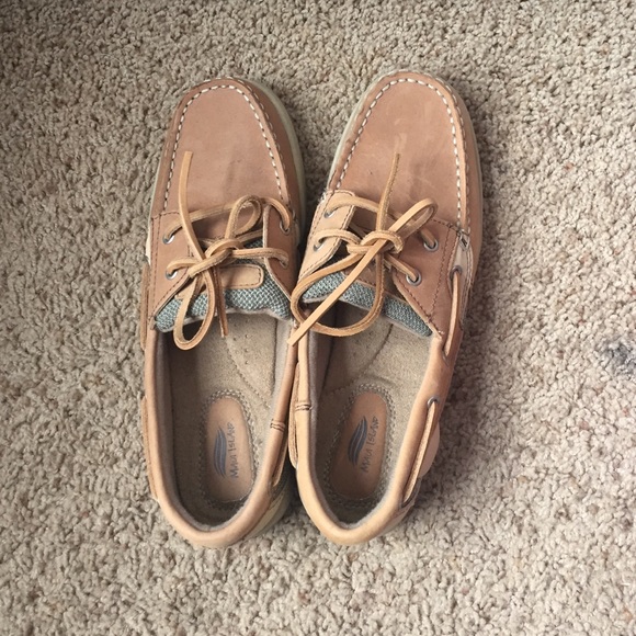 Maui Island boat shoes !