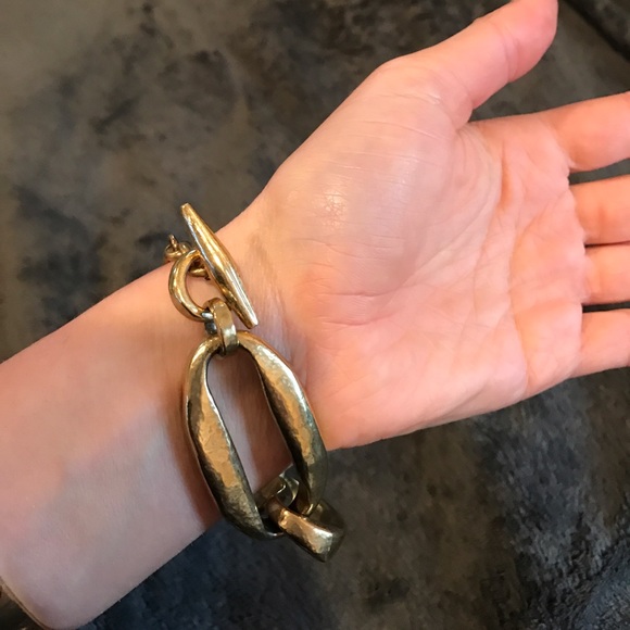 Gold Large Link Bracelet - Picture 4 of 4