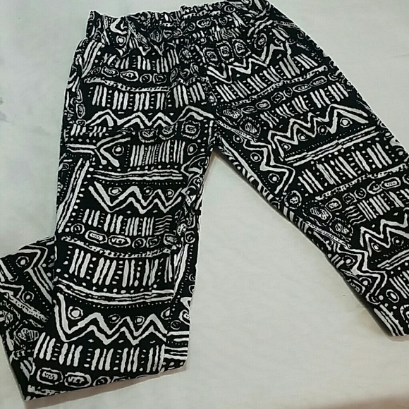 NWOT Adult Black and white Native Harem pants - Picture 2 of 3