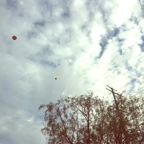 ๐๐ฝ MEET YOUR POSHER: Bam ๐ฅ - Picture 1 of 3