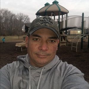 Meet your Posher, Tomas