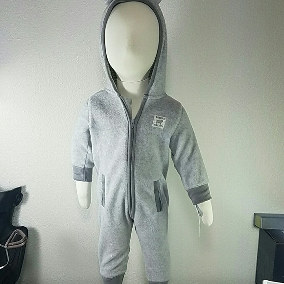 New Carter's hooded baby boy Jumpsuit ,6 months