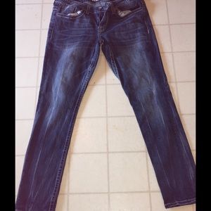 BKE SZ 33/31 SKINNY NEW, WASHED AND DRIED
