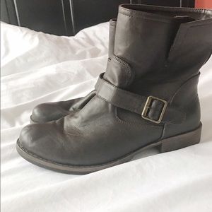 Forever 21 Chocolate Brown Boots