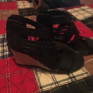 Mia Wedges