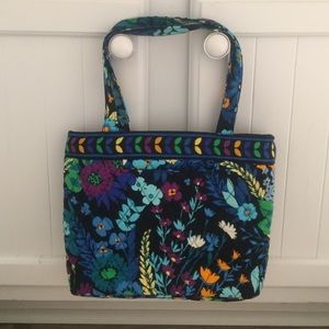 •Vera Bradley Purse•