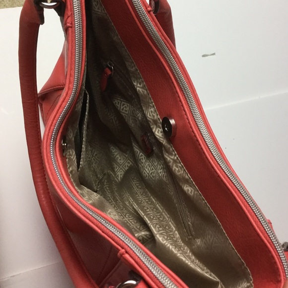 Purse- open to offers! - Picture 2 of 4