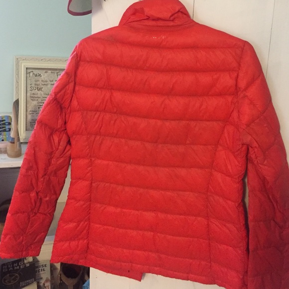 Calvin Klein puffy jacket - Picture 2 of 2