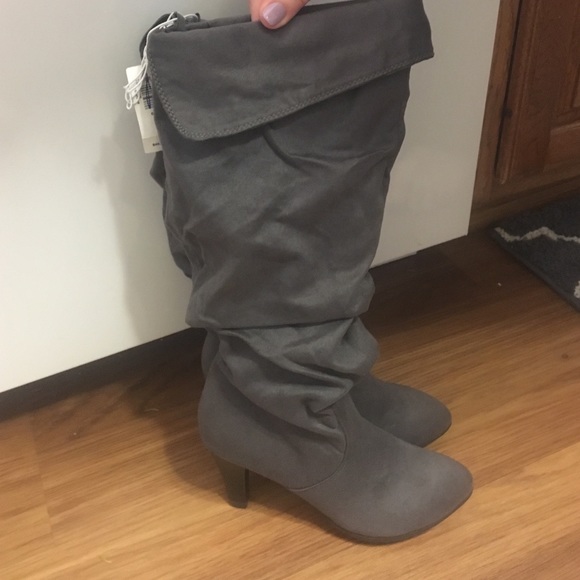 Moving Sale!!! NWT Gap Suede Boots
