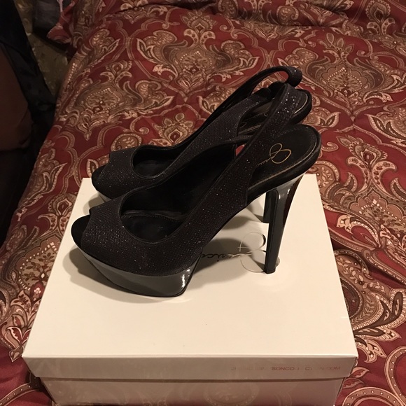 Jessica Simpson shoes - Picture 2 of 4