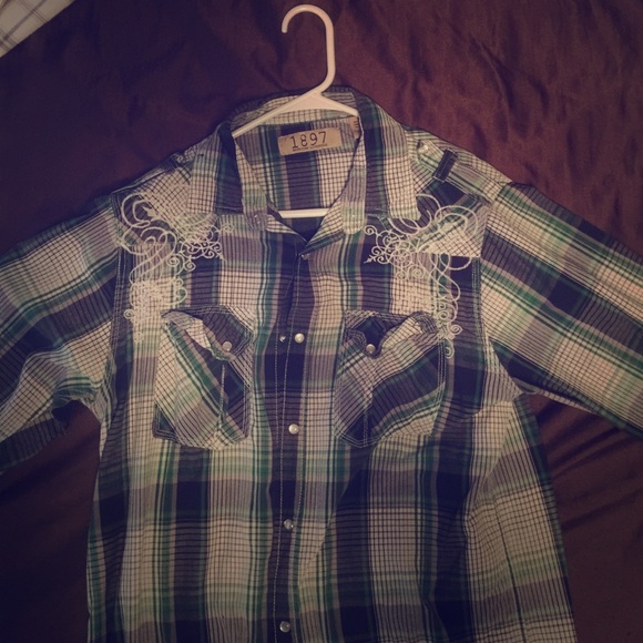 Flannel button up