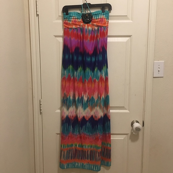 Embellished strapless dress.