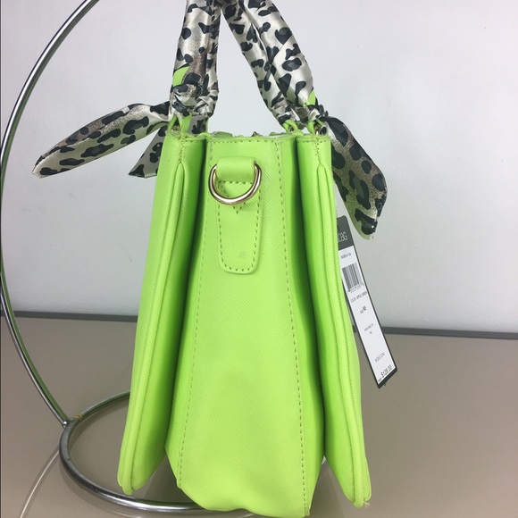 Sold 🔥BCBG Paris Scarf Story - Picture 3 of 8