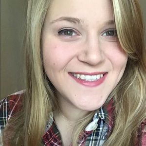 Meet your Posher, Addie