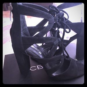 *NWT BCBG Cage Heels*