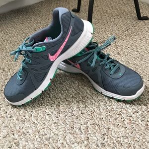 Nike Revolution 2. Size 10