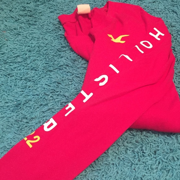 Hollister shirt