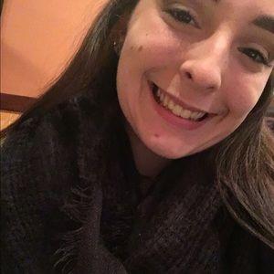 Meet your Posher, Lindsey