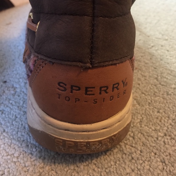 Lace up winter sperry shoes - Picture 4 of 4
