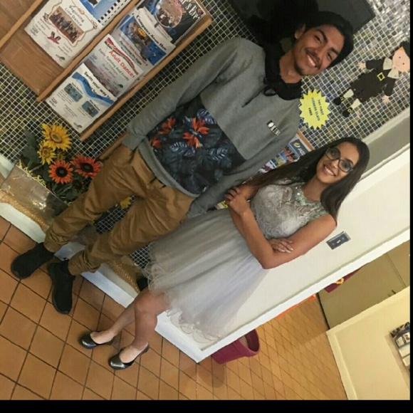 Meet your Posher, Arnold - Picture 1 of 1