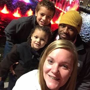 Meet your Posher, Emmanuel