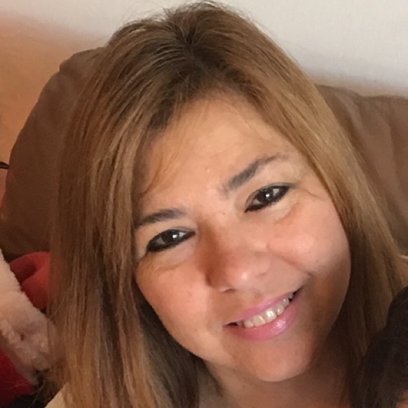 Meet your Posher, Nidia