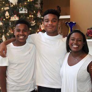 Meet your Posher, Julia