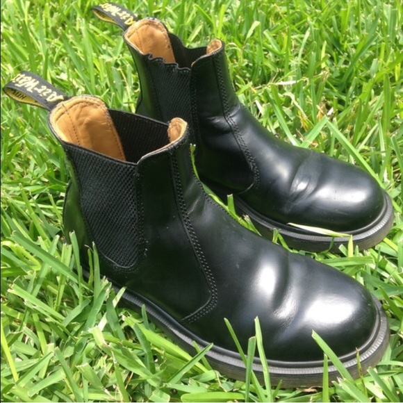 Dr. Marten Chelsea Boots authentic