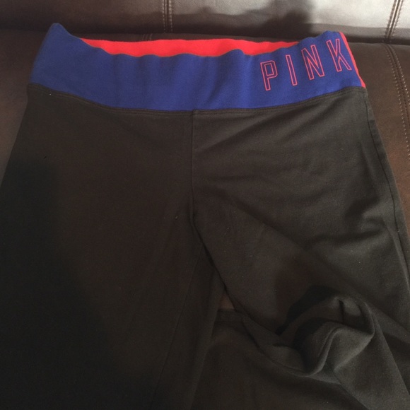 NY Giants Pink yoga pants size Med.